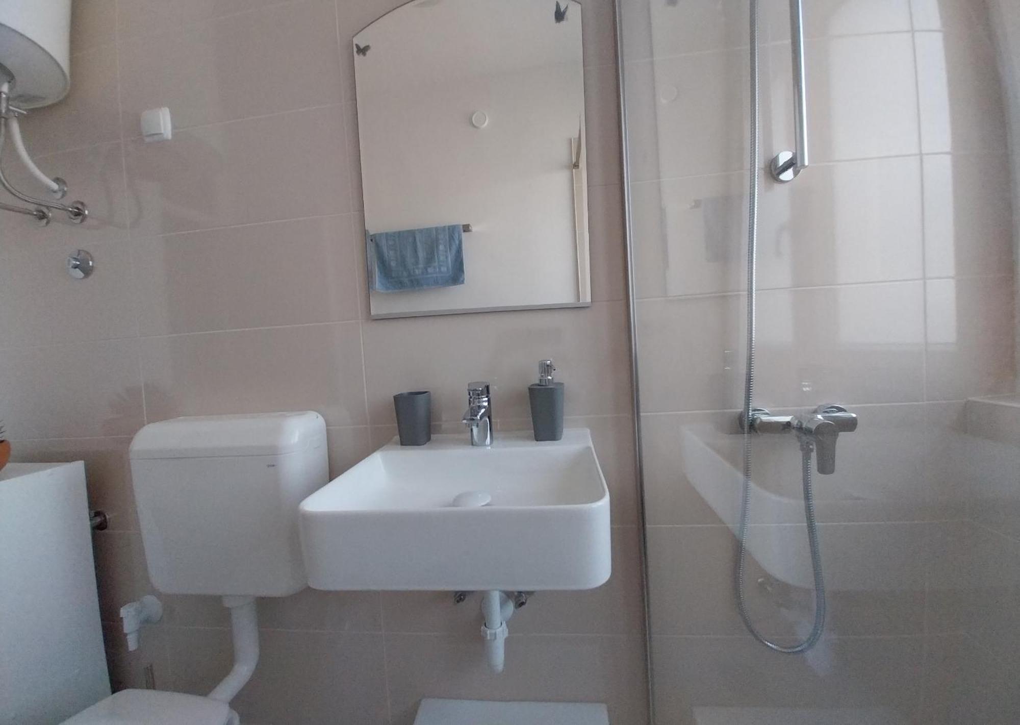 M Apartment *